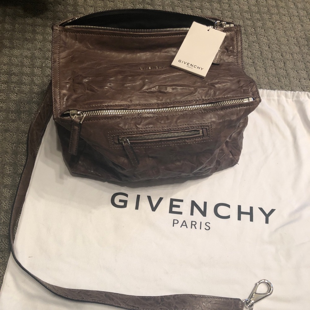 NWT Givenchy Pepe Pandora Medium Charcoal